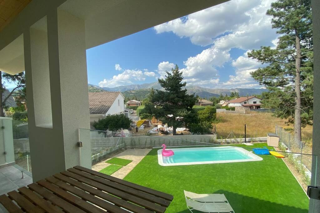 Charming Apartment In Becerril De La Sierra Exterior photo