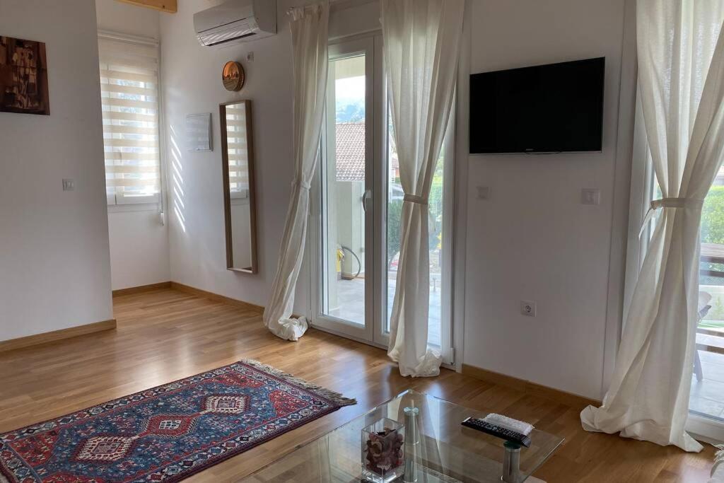 Charming Apartment In Becerril De La Sierra Exterior photo